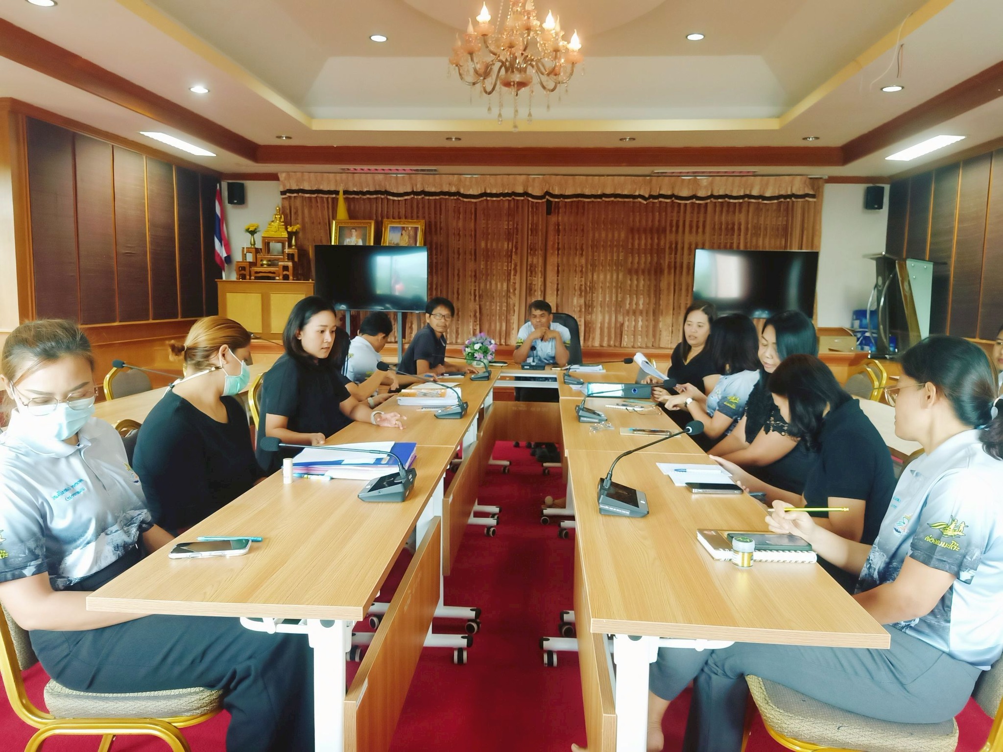 วันที่ 11 มีนาคม 2569 เวลา 10.00 น. เทศบาลตำบลพะโต๊ะจัดประชุมคณะกรรมการบริหารความเสี่ยงเทศบาลพะโต๊ะ ประจำปี .2569 โดยมีนายจรูญ  ชูเจริญ  ปลัดเทศบาล เป็นประธาน และ หัวหน้าสำนักปลัด ผอ.กองทุกกองข้าราชการและพนักงานจ้าง ณ ห้องประชุมเทศบาลตำบลพะโต๊ะ ชั้น 3